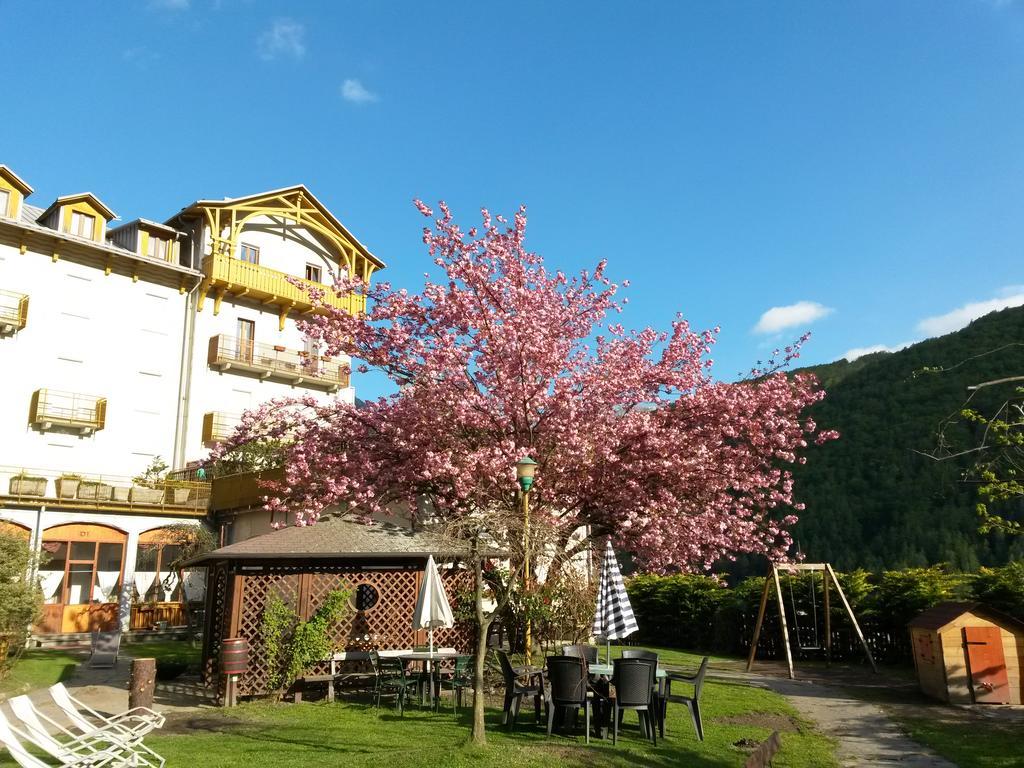 Grand Hotel Ala Di Stura Luaran gambar