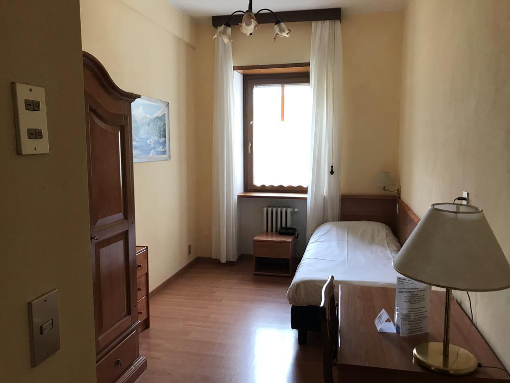 Grand Hotel Ala Di Stura Luaran gambar